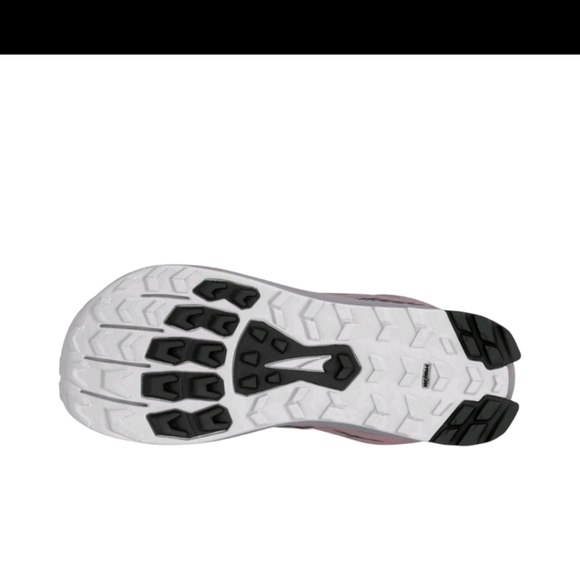 ALTRA Women's Lone Peak 9 Lightweight Trail Running Shoe - Purple Wide - Picture 4 of 9